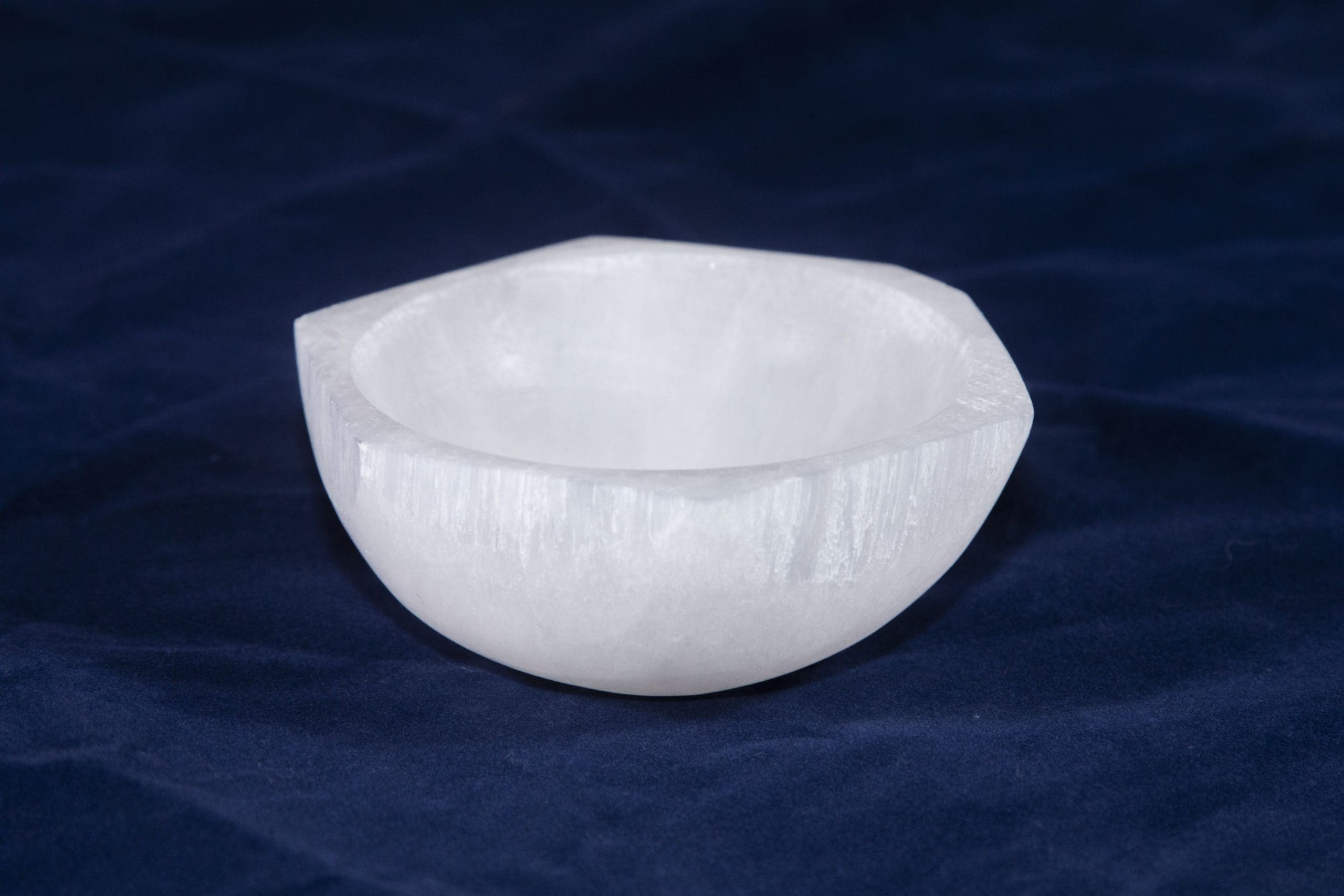 Selenite Bowl, Charging Station