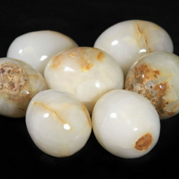 White Onyx Egg (One Egg)